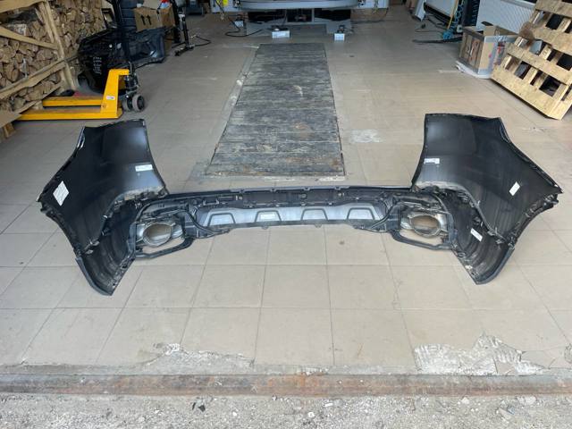 Угол бампера заднего правый 51125A0BD56 BMW