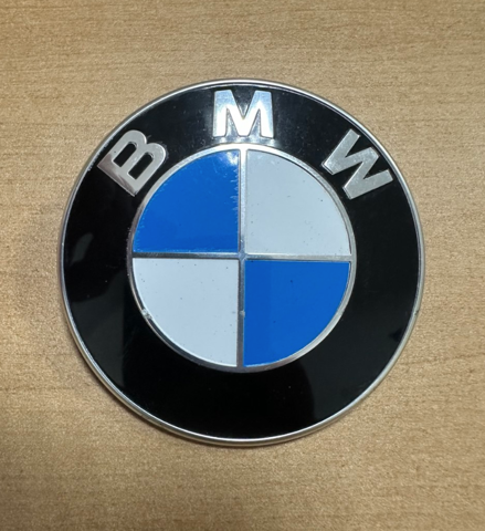 Фирменный значок 51148219237 BMW