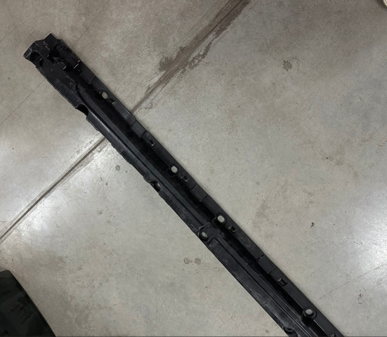 51178054035 BMW Крепление порога купить в Хмельницкий