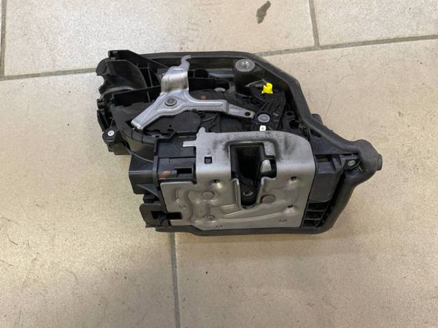 51227281942 BMW Замок двери задней правой купить в Полтава
