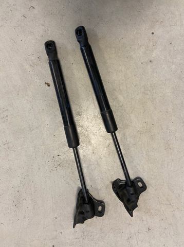 Упор капота 51237300567 BMW