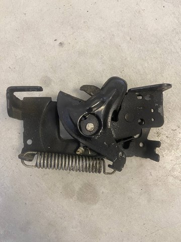 Замок капота, правый 51237300570 BMW