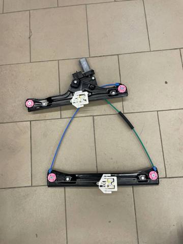 Механизм стеклоподъемника передней левой двери 51337409357 BMW
