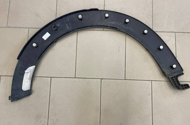 51777389368 BMW Расширитель (накладка) арки переднего крыла правый купить в Николаев