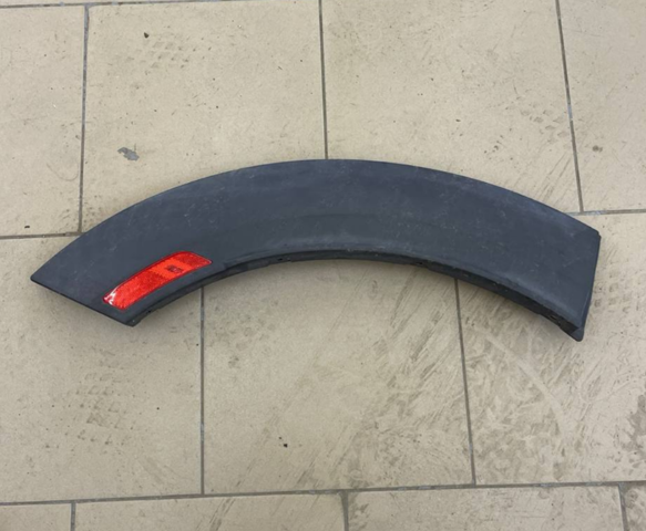 Молдинг арки колеса заднего, правый 51777391094 BMW