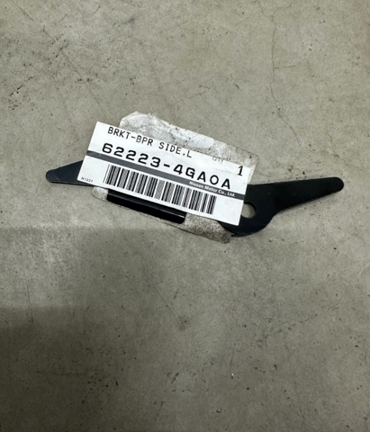 Кронштейн крепления бампера переднего левый 622234GA0A NISSAN