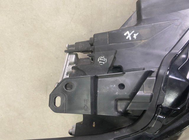 MAZDA BCJH51030K Фара правая в наличии Запорожье