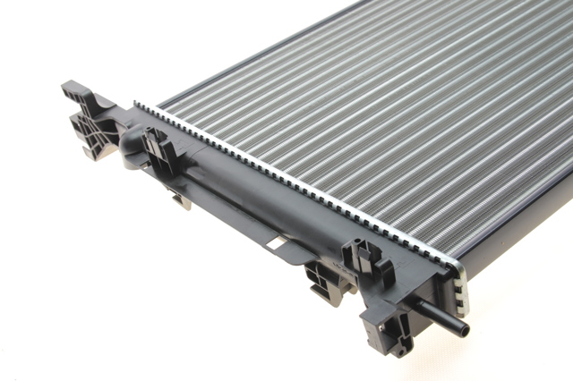 VAN WEZEL 43002469 Радиатор охлаждения двигателя в наличии Каменское