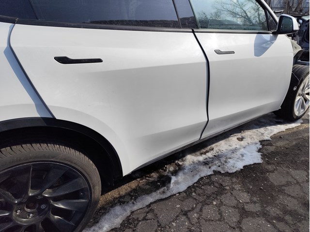 TESLA 1501462E0A Дверь передняя правая в наличии Винница