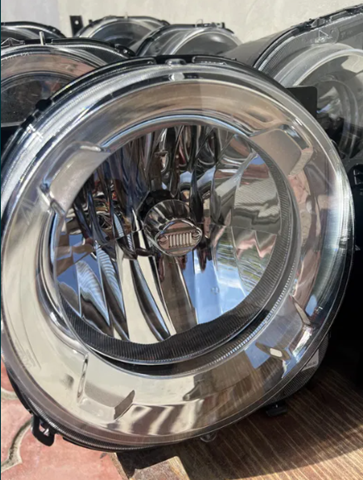 CHRYSLER 68256572AA Фара левая в наличии Николаев