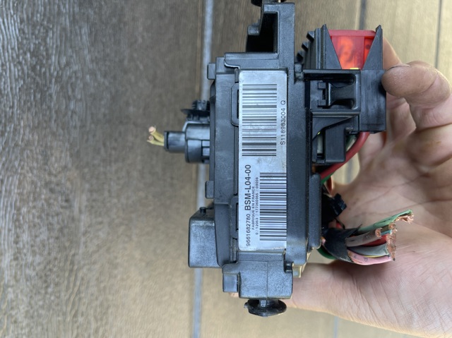 Коробка предохранителей 9661682780 PEUGEOT
