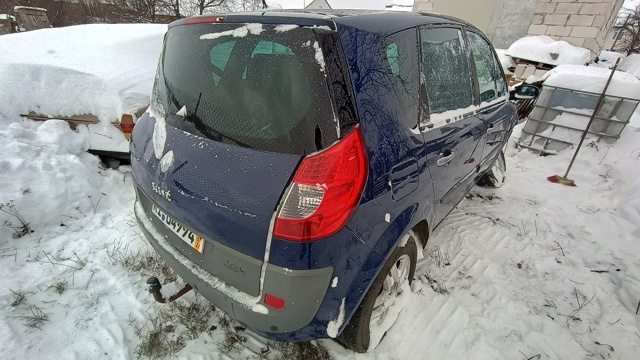 Крыло заднее правое 7751477727 RENAULT