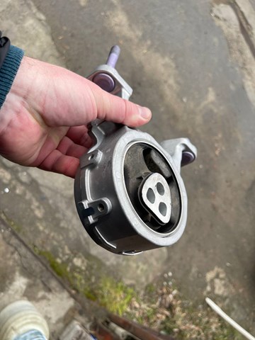 TOYOTA 1237125060 Подушка (опора) двигателя задняя в наличии Сумы