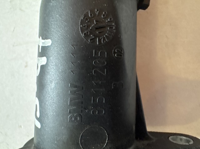 BMW 11118511205 Штуцер блока системы охлаждения в наличии Одесса