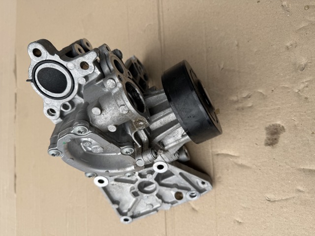 11519453667 BMW Помпа водяная (насос) охлаждения, в сборе с корпусом купить в Хмельницкий
