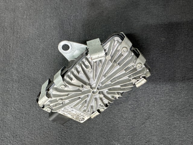 Блок управления раздаточной коробкой 27609469023 BMW