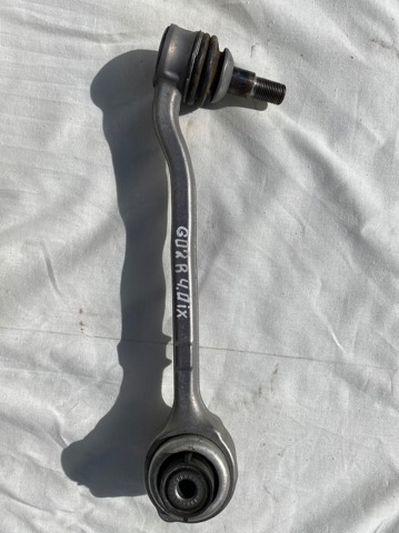 Передний нижний рычаг 31106893724 BMW