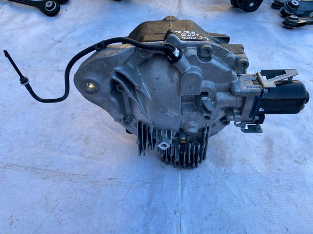 33108686981 BMW купить в Львов