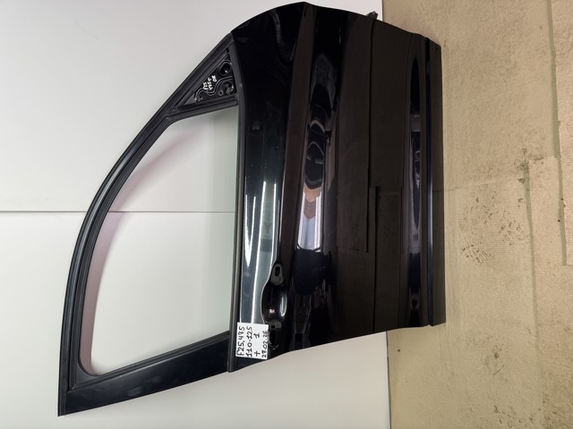 Пассажирская передняя дверь 41517355804 BMW