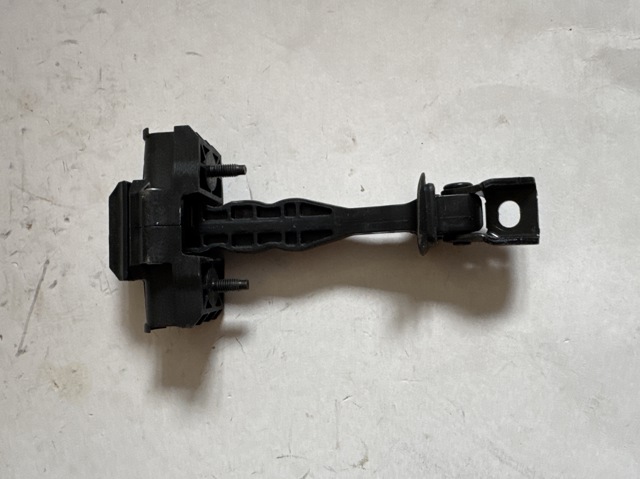 BMW 51217341030 Ограничитель открывания двери передний в наличии Ужгород
