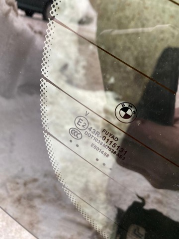 51317442613 BMW Стекло багажника двери 3/5-й задней (ляды) купить в Запорожье