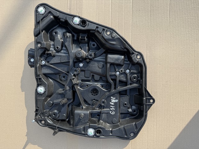 Стеклоподъемник задней правой двери 51337487088 BMW