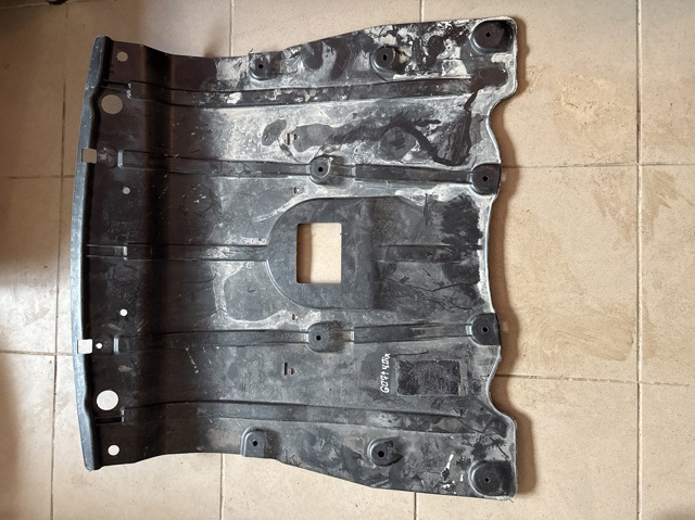 BMW 51487468803 Защита двигателя в наличии Украина