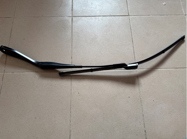 Дворник стеклоочистителя 61619479244 BMW
