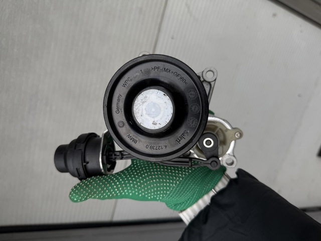 Насос охлаждения 11518472103 BMW