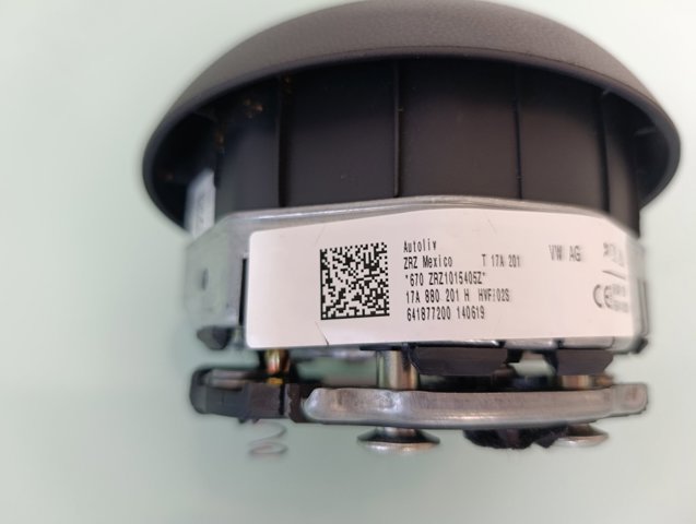 VAG 17A880201HHVF Подушка безопасности водителя в наличии Черкассы
