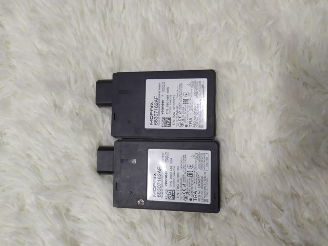Датчик контроля мертвой зоны, задний 68307162AF CHRYSLER