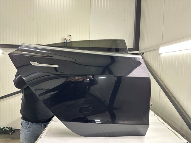 Дверь задняя в сборе 1081440E0C Tesla Model