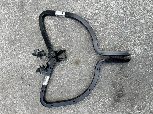 Шарнир крышки багажника 9808428280 PEUGEOT