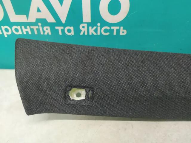 VOLVO 31651880 Обшивка стойки кузова внутренняя передняя правая в наличии Ровно