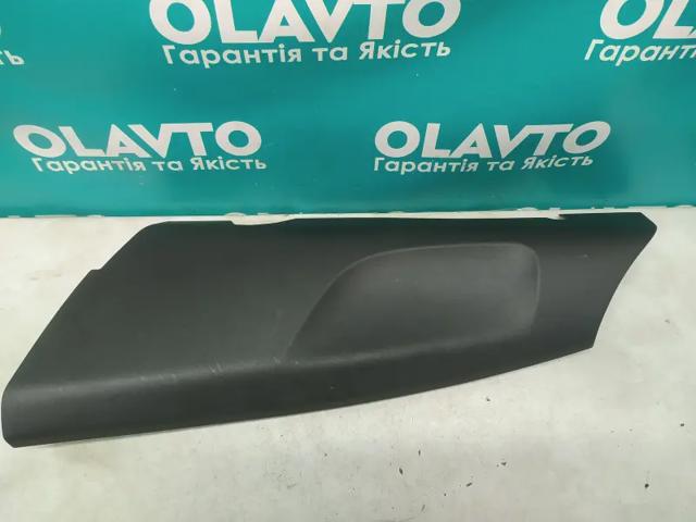 VOLVO 31651895 Обшивка стойки кузова внутренняя задняя левая в наличии Сумы