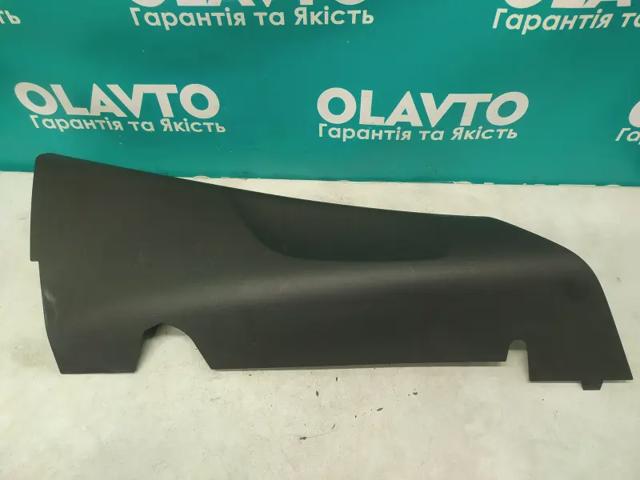 VOLVO 31651896 Обшивка стойки кузова внутренняя задняя правая в наличии Ужгород
