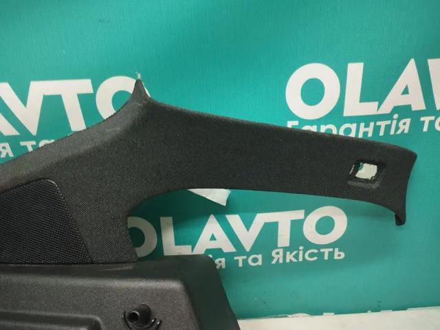 VOLVO 31651897 Обшивка стойки кузова внутренняя задняя левая в наличии Ровно