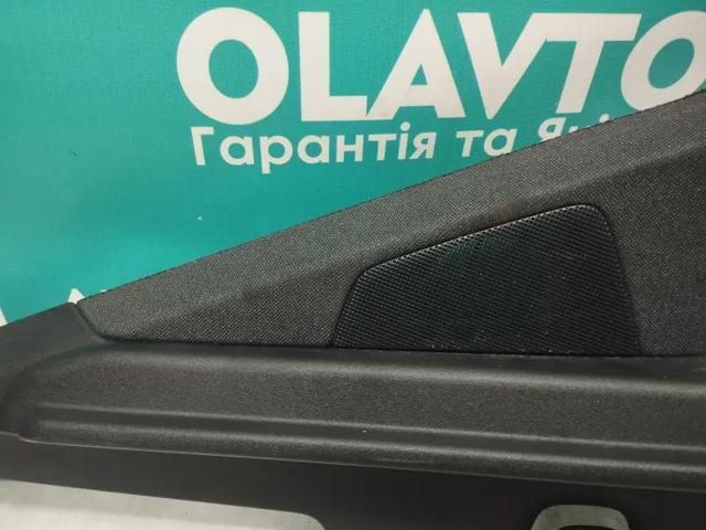 VOLVO 31651897 Обшивка стойки кузова внутренняя задняя левая в наличии Киев