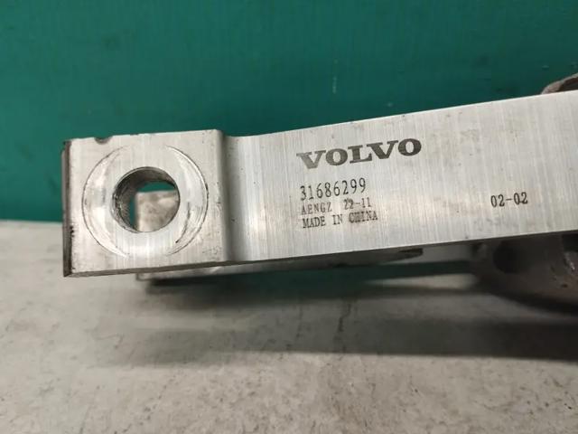 31686299 VOLVO Кронштейн подушки (опоры) двигателя задней купить в Ужгород