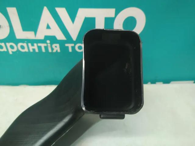 31688840 VOLVO Воздуховод (распределитель воздуха под "торпедо") левый купить в Ужгород