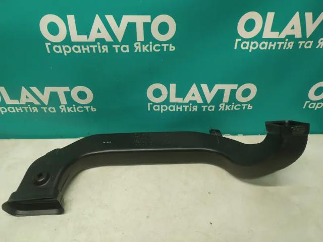 31688842 VOLVO Воздуховод (распределитель воздуха под "торпедо") правый купить в Черкассы