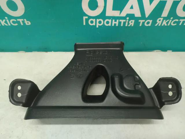 VOLVO 31688844 Воздуховод (распределитель воздуха под "торпедо") центральный в наличии Полтава