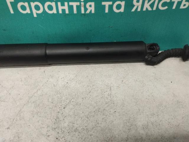 VOLVO 31690370 Амортизатор багажника в наличии Харьков