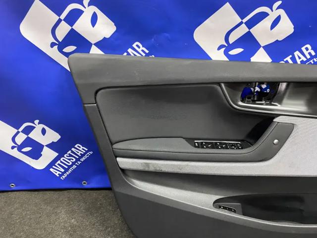 31696463 VOLVO Обшивка (облицовка) внутренняя двери передней левой купить в Ирпень