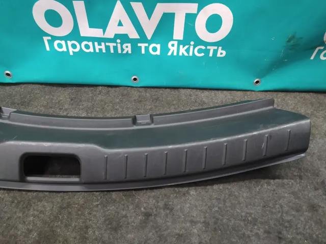 VOLVO 32205019 Облицовка задней панели багажника в наличии Каменское