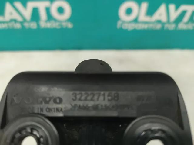 VOLVO 32227158 в наличии Ужгород
