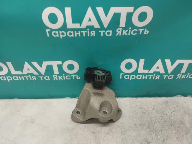 VOLVO 32298843 Подушка (опора) двигателя правая нижняя в наличии Киев