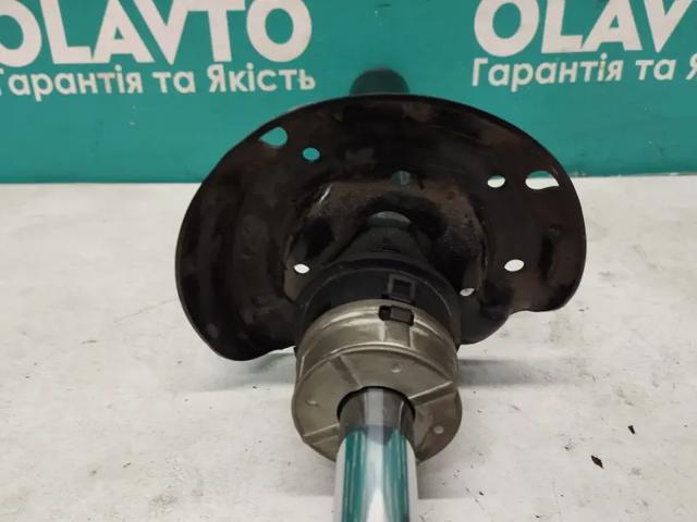 VOLVO 32329063 Амортизатор передний правый в наличии Хмельницкий