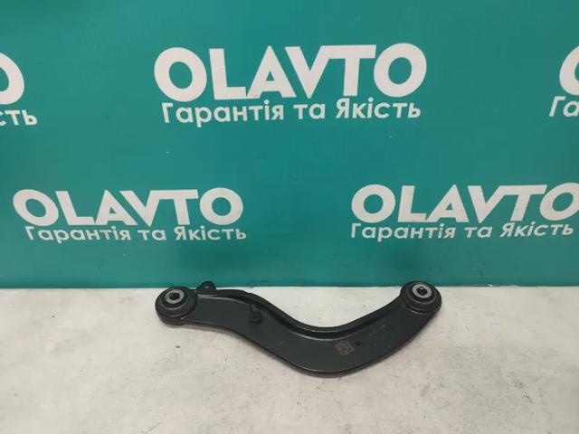 32333575 VOLVO Поперечный рычаг задней подвески купить в Запорожье