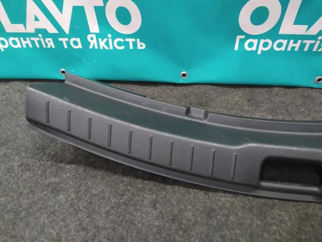 VOLVO 32344516 Облицовка задней панели багажника в наличии Николаев